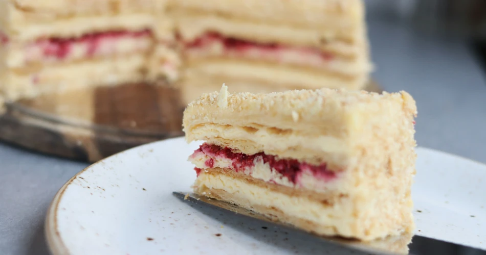 10 Mouthwatering Local Foods to Try in Toronto