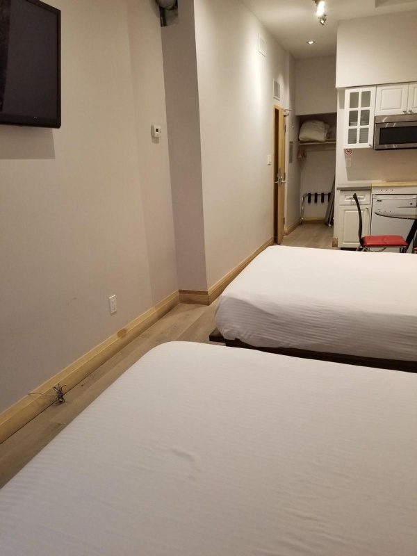 Dragon Gate Inn image 13