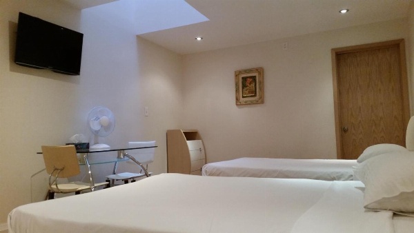 Dragon Gate Inn image 30