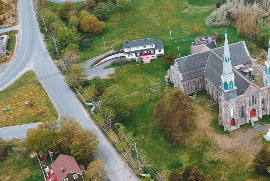Escape the City: Road Trips from Toronto That Will Leave You in Awe